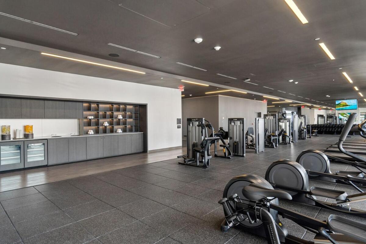Downtown 2br-2ba Panoramic Views Apartamento
