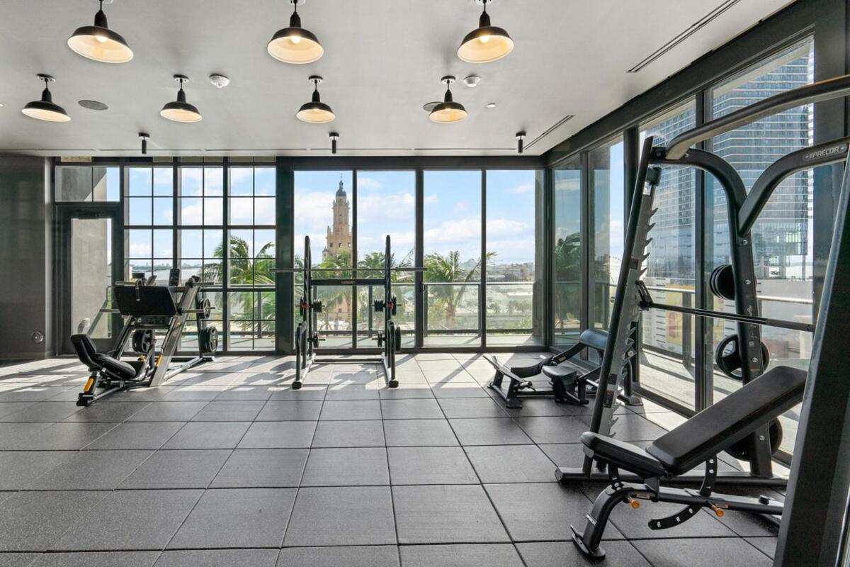 Downtown 2br-2ba Panoramic Views Miami